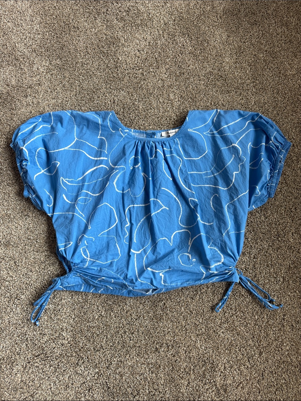 Poplin Puff-Sleeve Cutout Crop Top